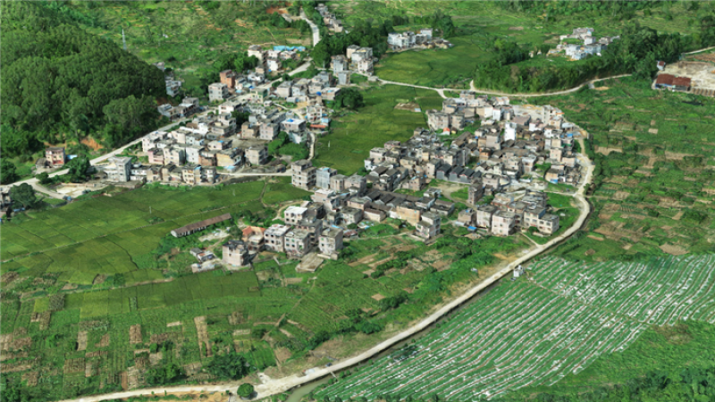 無(wú)人機(jī)攝影測(cè)量技術(shù)助力光伏項(xiàng)目順利推進(jìn)