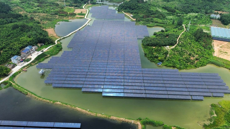 湖北能源陽新晶能光伏排市鎮(zhèn)50MW漁光互補(bǔ)光伏電站項(xiàng)目