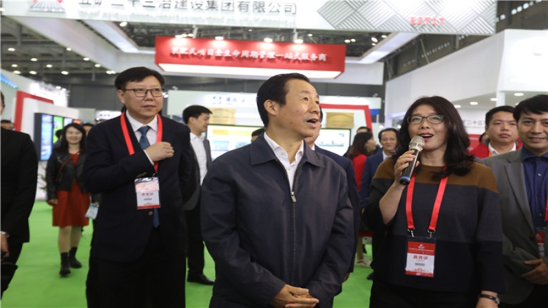 2019筑博會中機國際精彩亮相 省長許達(dá)哲親臨展位參觀調(diào)研