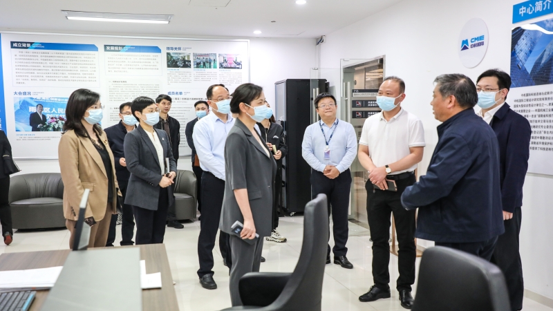 雨花區(qū)委書記劉素月、區(qū)長黃軍其一行赴中機(jī)國際考察雨花區(qū)科創(chuàng)公共服務(wù)中心建設(shè)工作