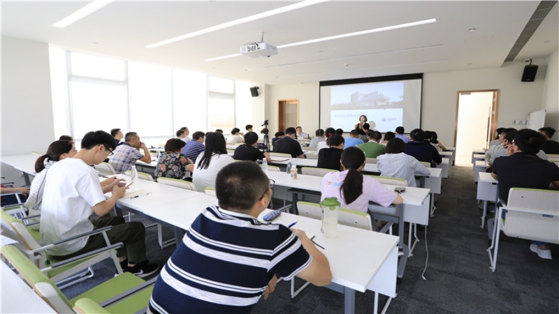 CMEC投融資總部在中機(jī)國(guó)際開(kāi)展專題講座和業(yè)務(wù)交流
