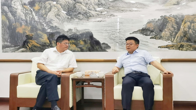 陳蕃一行拜訪常德市委書記