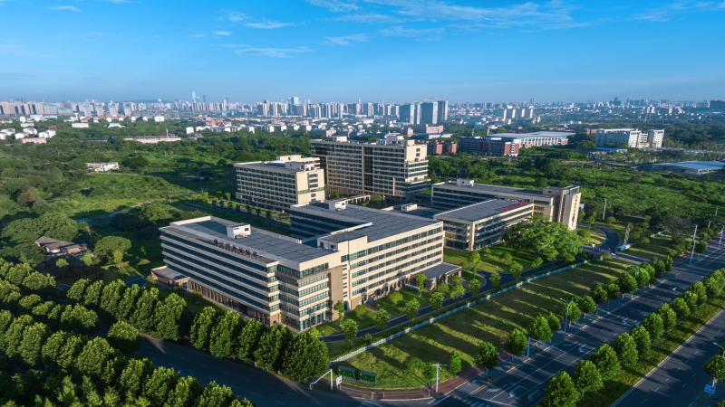 庭前花木滿(mǎn)，老叟談笑歡——芙蓉區(qū)社會(huì)福利中心設(shè)計(jì)