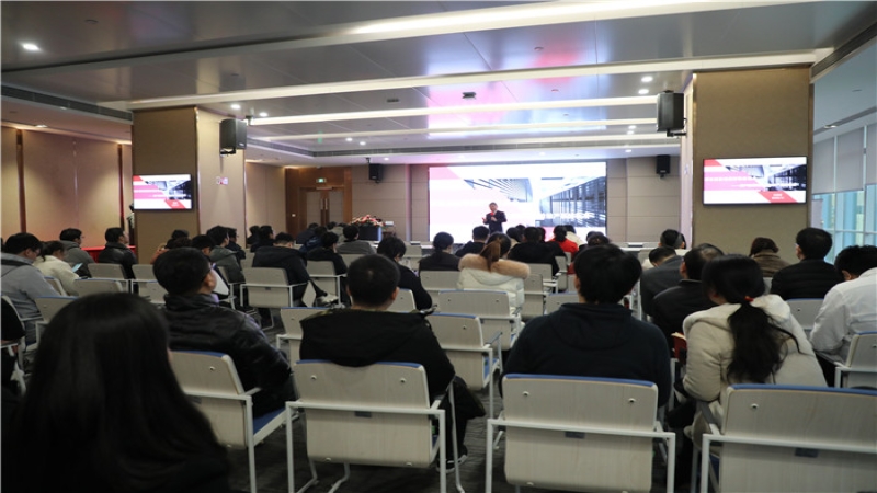 新視角：零距離對(duì)話(huà)中建物業(yè)